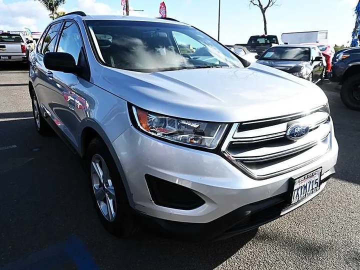 SILVER, 2017 FORD EDGE Image 3
