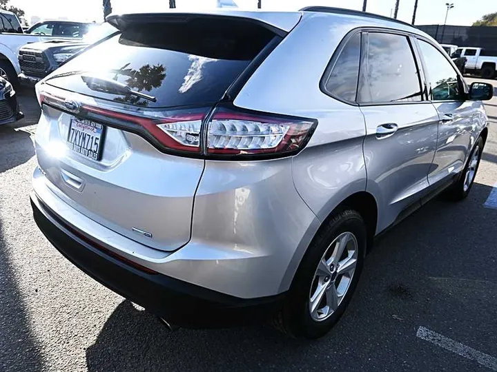 SILVER, 2017 FORD EDGE Image 7