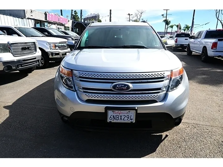 SILVER, 2011 FORD EXPLORER Image 2