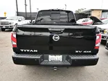 BLACK, 2018 NISSAN TITAN CREW CAB Thumnail Image 6