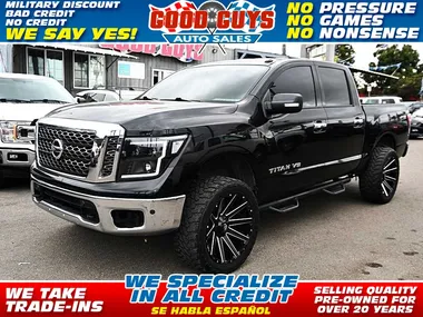 BLACK, 2018 NISSAN TITAN CREW CAB Image 