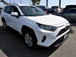 WHITE, 2020 TOYOTA RAV4 Thumnail Image 3