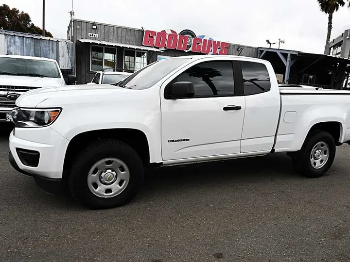 WHITE, 2019 CHEVROLET COLORADO EXTENDED CAB Image 4