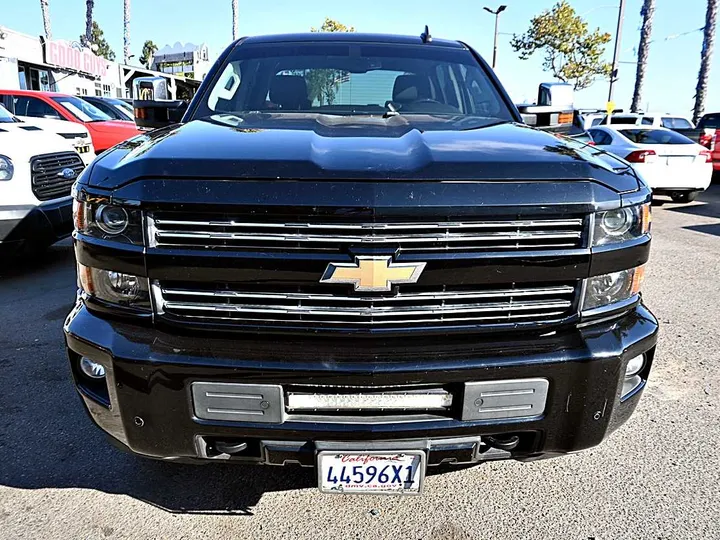 BLACK, 2016 CHEVROLET SILVERADO 2500 HD CREW CAB Image 2