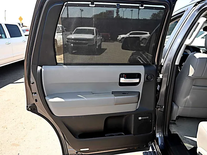 GREY, 2011 TOYOTA SEQUOIA Image 19