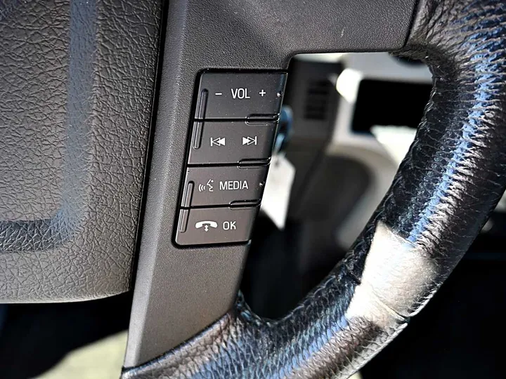 GREY, 2012 FORD F150 SUPERCREW CAB Image 21