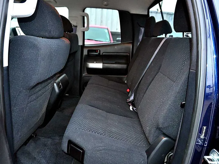 BLUE, 2008 TOYOTA TUNDRA DOUBLE CAB Image 12