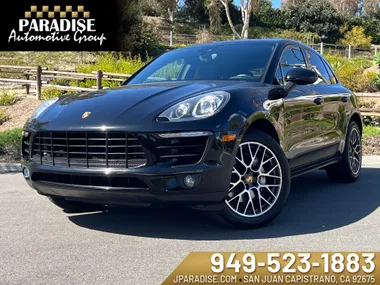 BLACK, 2017 PORSCHE MACAN Image 24