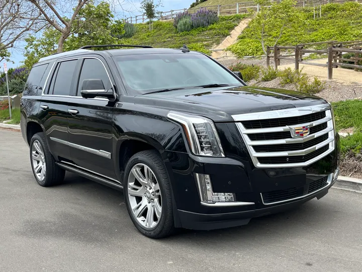 BLACK, 2018 CADILLAC ESCALADE Image 9