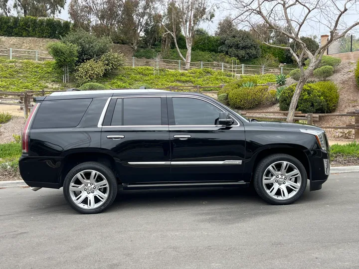 BLACK, 2018 CADILLAC ESCALADE Image 8