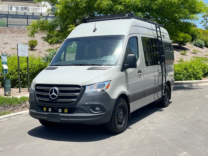 GRAY, 2022 MERCEDES-BENZ SPRINTER Image 3