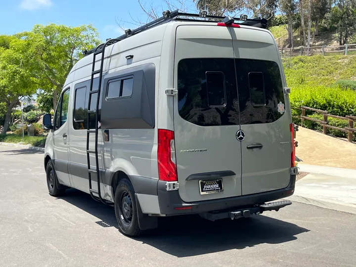 GRAY, 2022 MERCEDES-BENZ SPRINTER Image 5