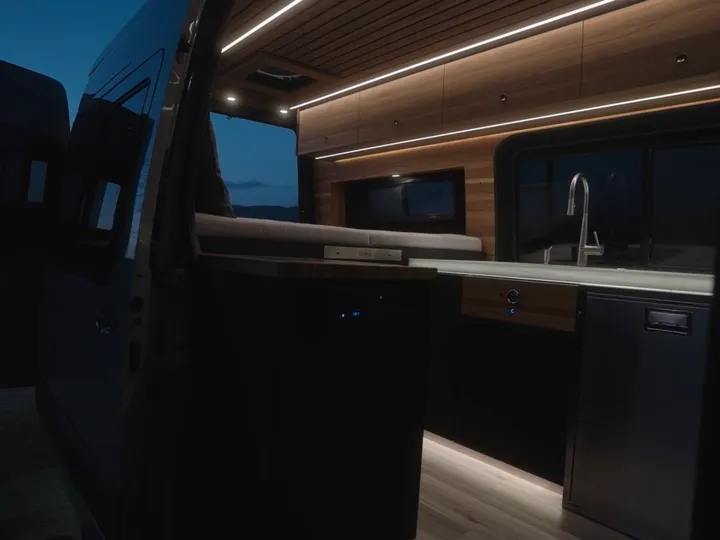 GRAY, 2022 MERCEDES-BENZ SPRINTER Image 72