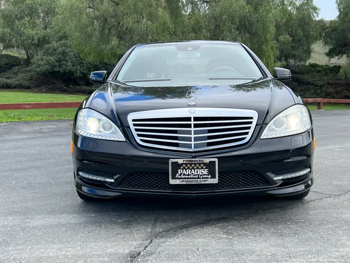 BLACK, 2011 MERCEDES-BENZ S-CLASS Image 8