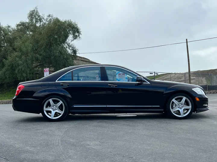 BLACK, 2011 MERCEDES-BENZ S-CLASS Image 10