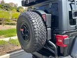 BLACK, 2018 JEEP WRANGLER UNLIMI Thumnail Image 14