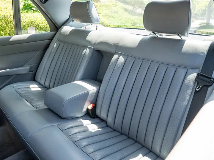 1987 MERCEDES-BENZ SL-CLASS Image 8