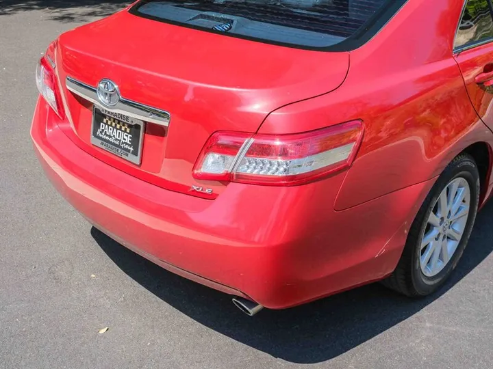 RED, 2011 TOYOTA CAMRY Image 35