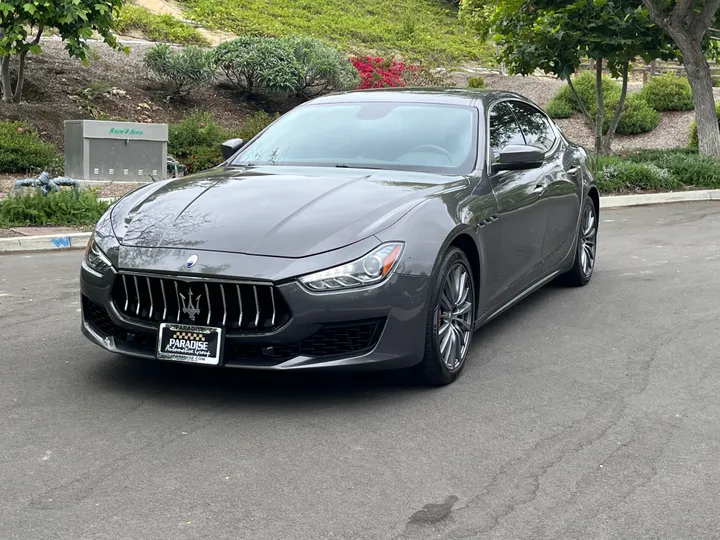 GRAY, 2019 MASERATI GHIBLI Image 3