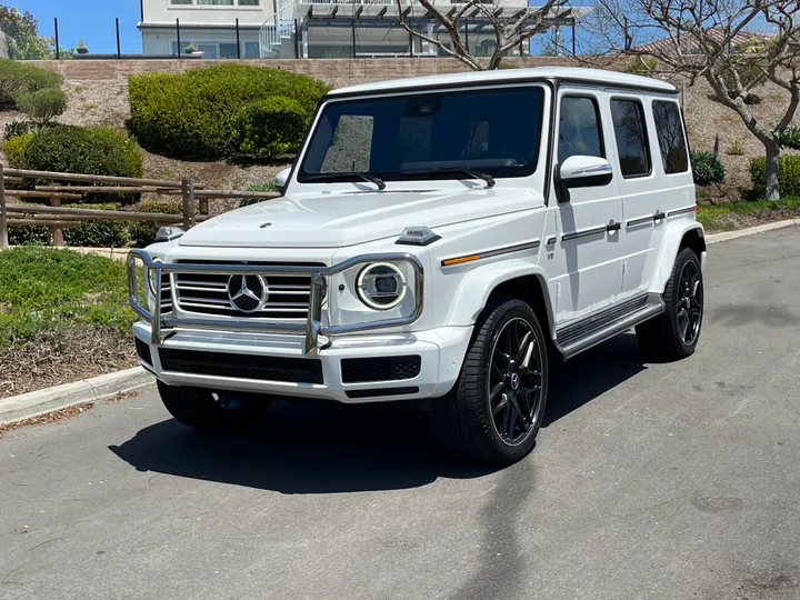 WHITE, 2019 MERCEDES-BENZ G-CLASS Image 3