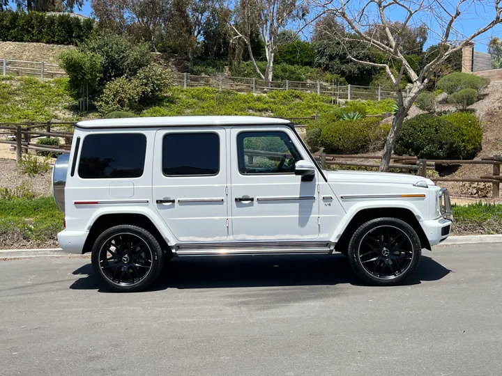 WHITE, 2019 MERCEDES-BENZ G-CLASS Image 8