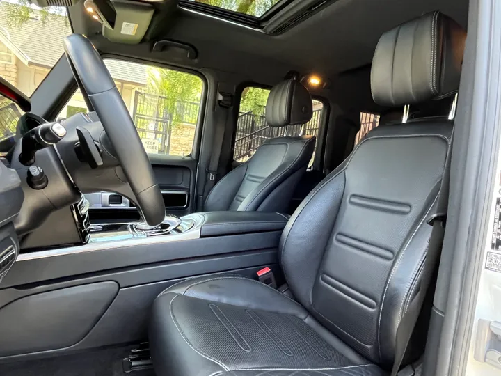 WHITE, 2019 MERCEDES-BENZ G-CLASS Image 26