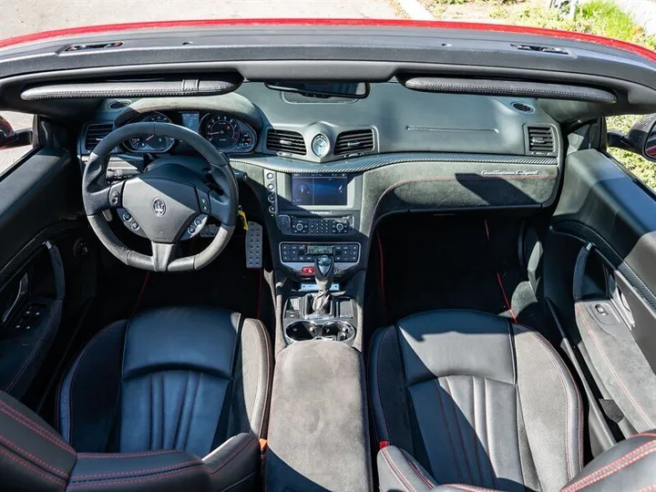 RED, 2017 MASERATI GRANTURISMO Image 23