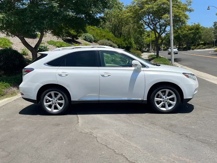 WHITE, 2012 LEXUS RX 350 Image 8