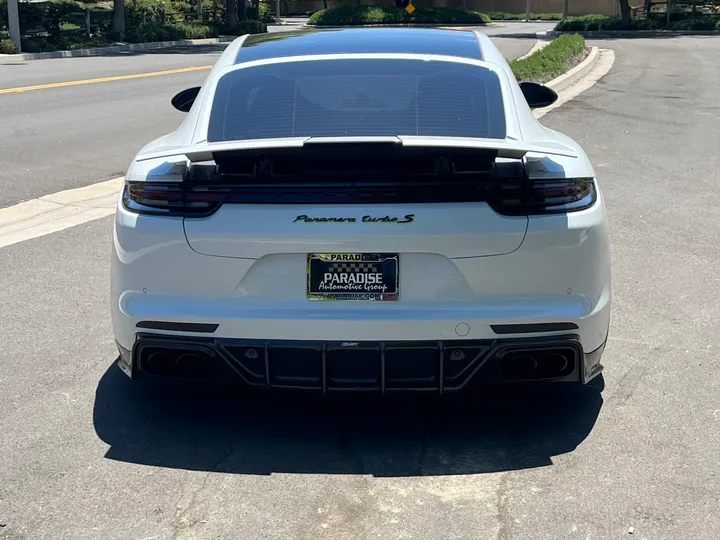 WHITE, 2018 PORSCHE PANAMERA Image 7