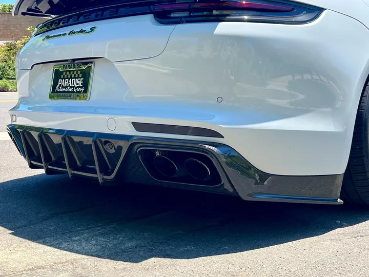 WHITE, 2018 PORSCHE PANAMERA Image 10