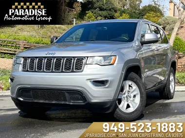 SILVER, 2017 JEEP GRAND CHEROKEE Image 2