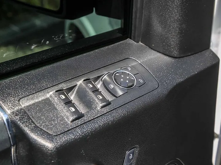 WHITE, 2018 FORD F-150 Image 31