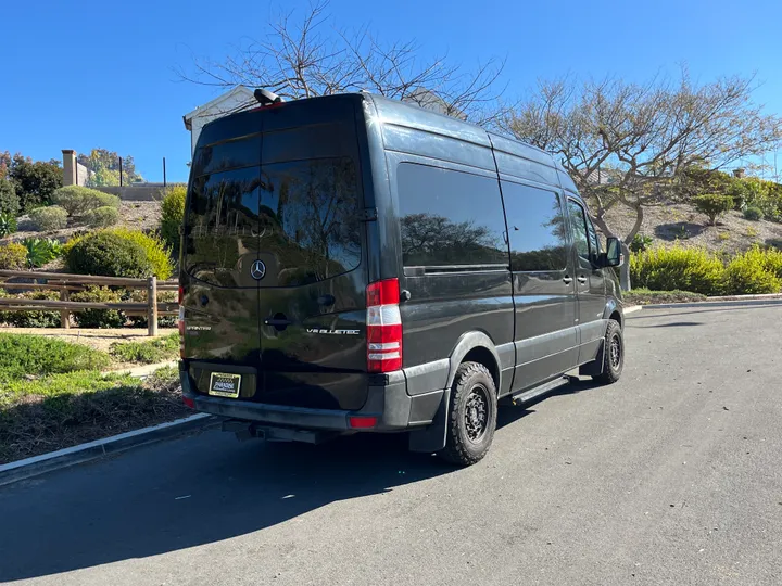 BLACK, 2015 MERCEDES-BENZ SPRINTER Image 7