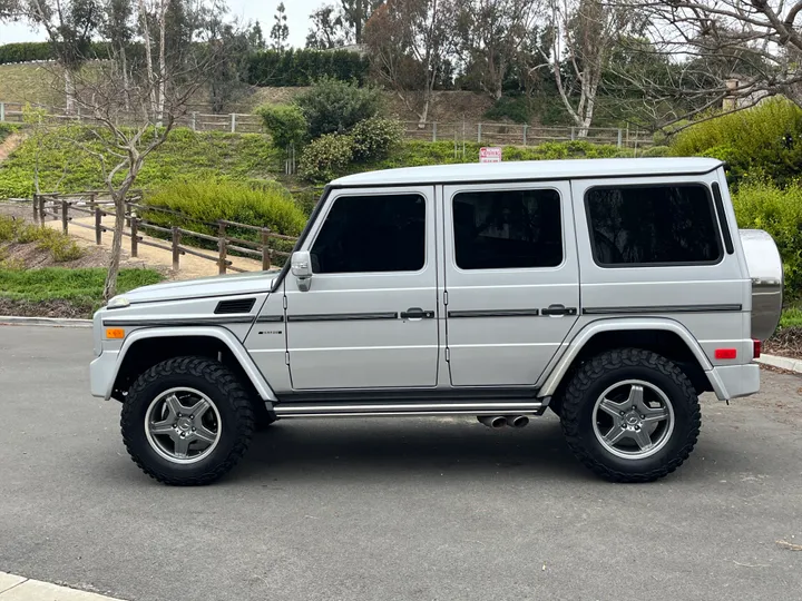 SILVER, 2003 MERCEDES-BENZ G-CLASS Image 4