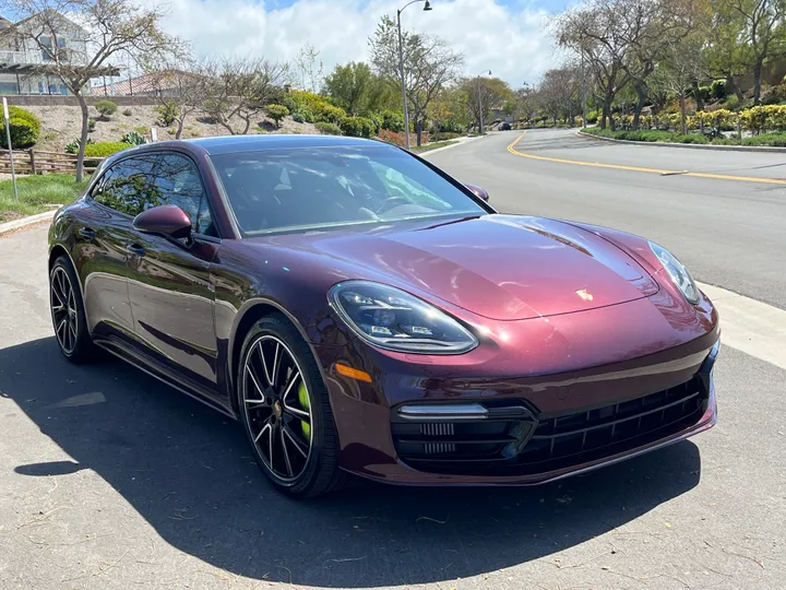 MAROON, 2018 PORSCHE PANAMERA Image 9