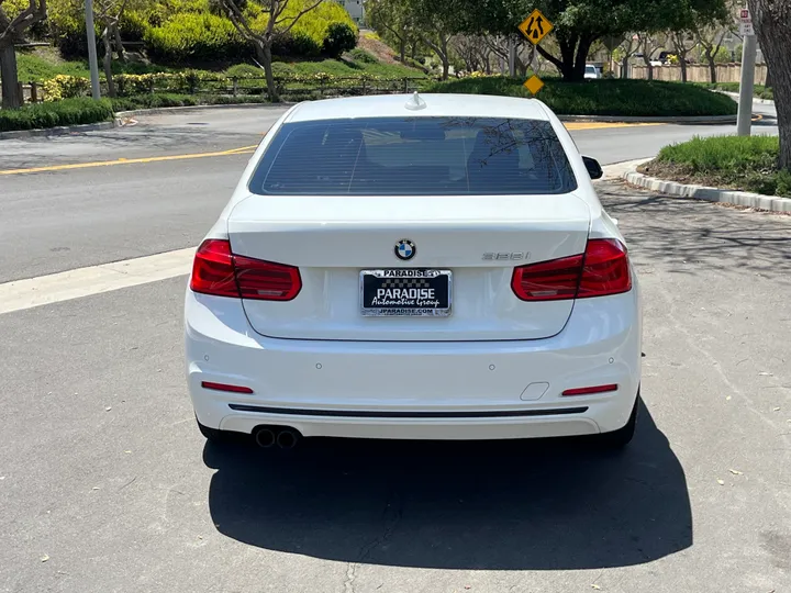 WHITE, 2016 BMW 3 SERIES Image 6