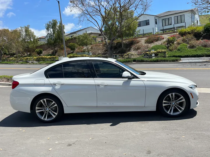 WHITE, 2016 BMW 3 SERIES Image 8