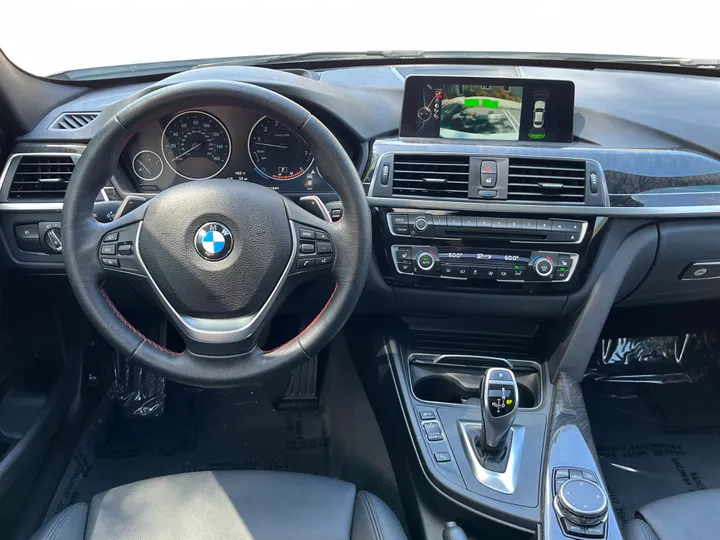 WHITE, 2016 BMW 3 SERIES Image 16