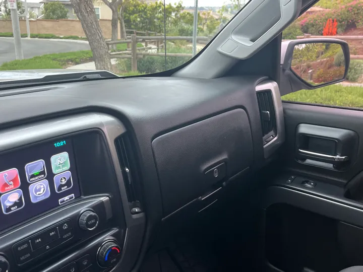 SILVER, 2017 CHEVROLET SILVERADO 1500 Image 29