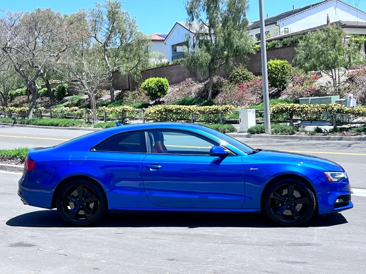 BLUE, 2015 AUDI S5 Image 9