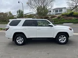 WHITE, 2022 TOYOTA 4RUNNER Thumnail Image 8