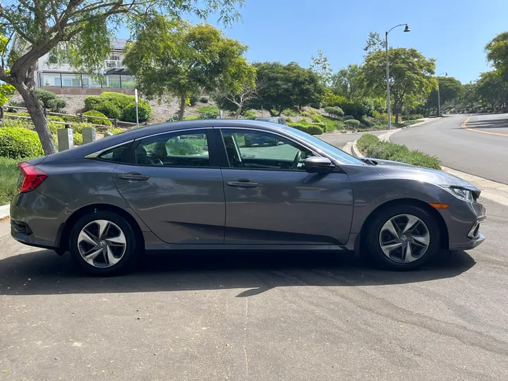 GRAY, 2019 HONDA CIVIC Image 8