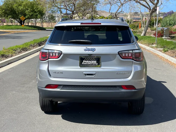 SILVER, 2019 JEEP COMPASS Image 6