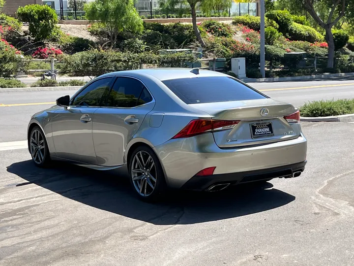 SILVER, 2018 LEXUS IS 300 Image 5