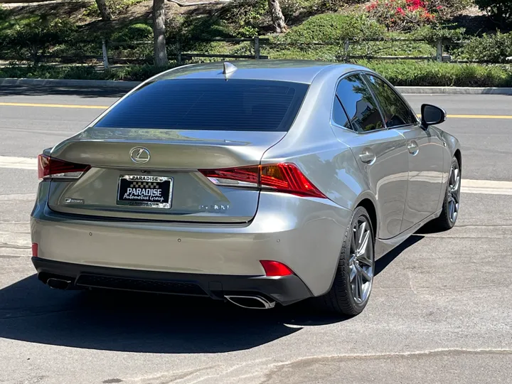 SILVER, 2018 LEXUS IS 300 Image 7