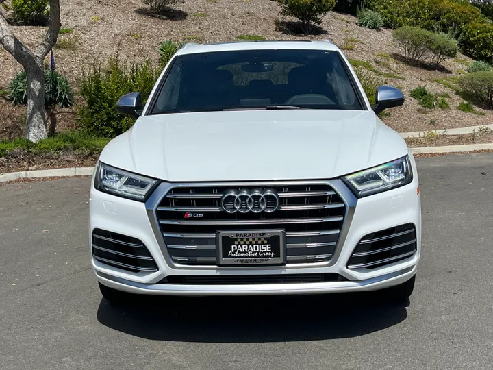 WHITE, 2018 AUDI SQ5 Image 2