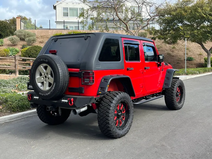 RED, 2016 JEEP WRANGLER UNLIMITED Image 7