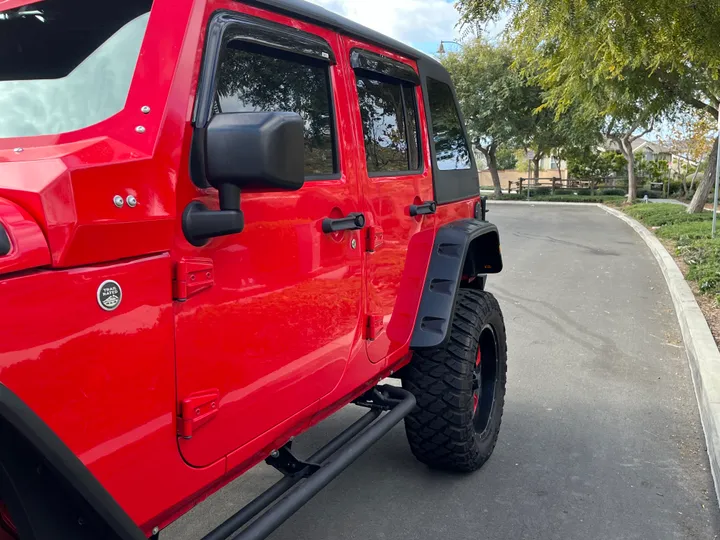 RED, 2016 JEEP WRANGLER UNLIMITED Image 12