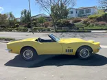 YELLOW, 1969 CHEVROLET CORVETTE Thumnail Image 8