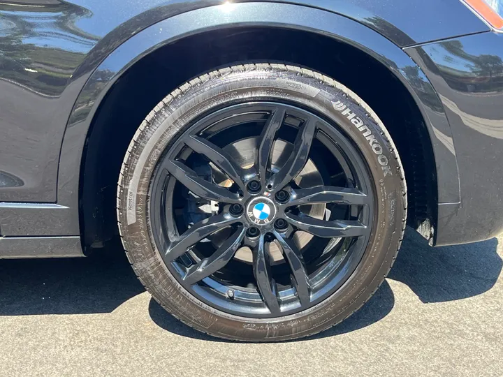 BLACK, 2017 BMW X3 Image 11